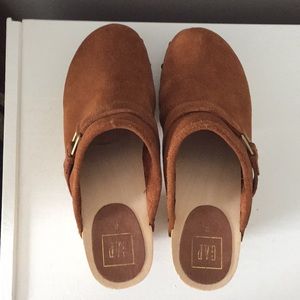 Gap Suede Mules